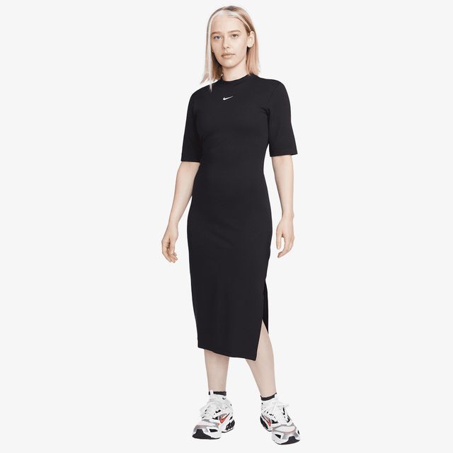 Nike Sportswear Essential