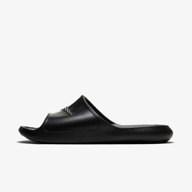 Nike Victori One Shower