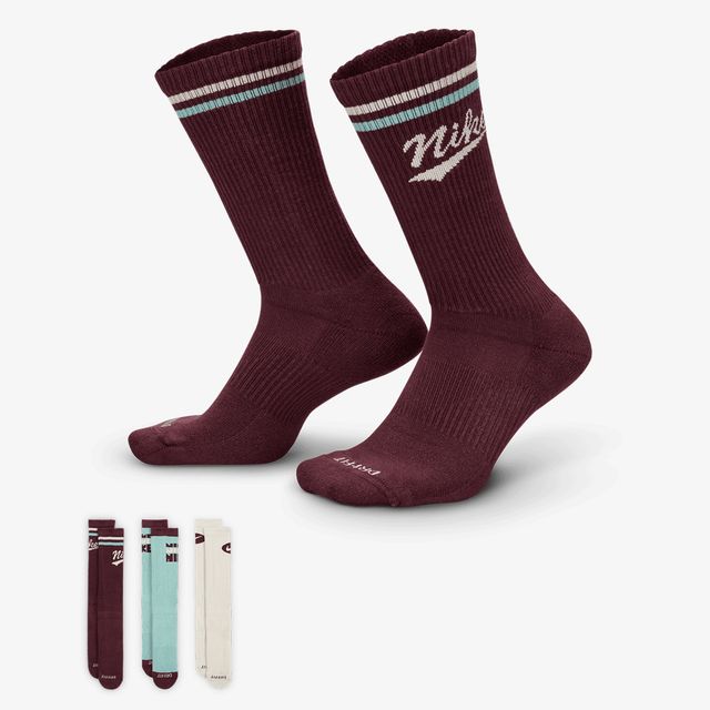 Nike Everyday Plus