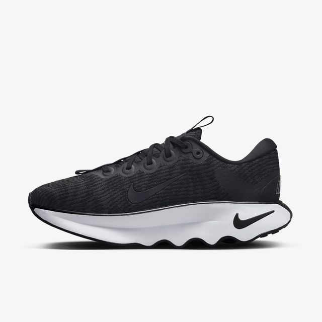 Nike Escape Momentum