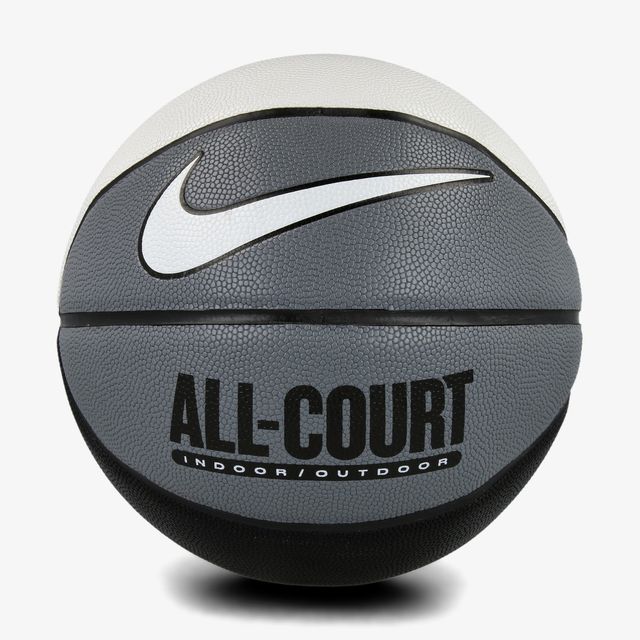Nike Everyday All Court 8P Deflated